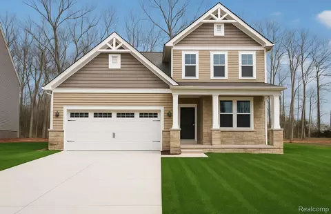 30108 Norway Dr, Lyon, MI 48165