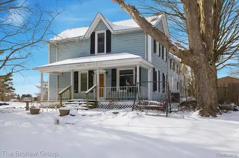 274 S Lake Pleasant Rd, Attica, MI 48412