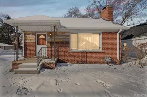 2722 Banner St, Dearborn, MI 48124