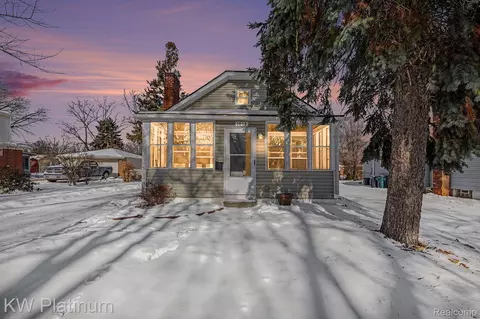 1019 E Windemere Ave, Royal Oak, MI 48073