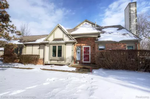 42209 Saratoga Cir, Canton, MI 48187