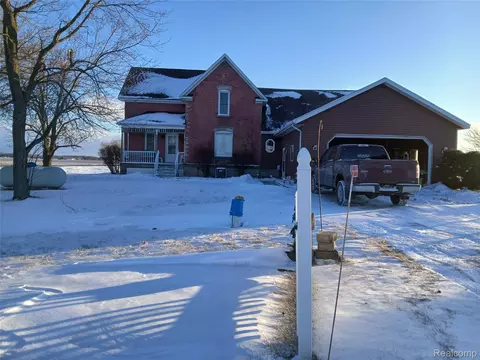 4557 Ringle Rd, Akron, MI 48701