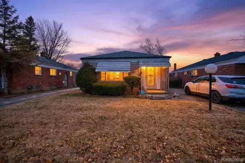 11872 Braile St, Detroit, MI 48228