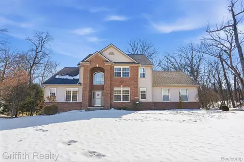 7524 Elmbrooke Way, Brighton, MI 48116