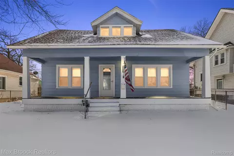 357 W Harry Ave, Hazel Park, MI 48030