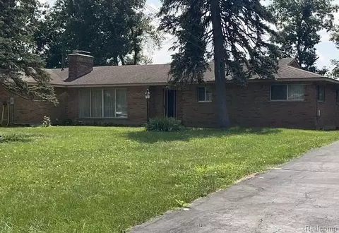 44505 Harmony Ln, Van Buren, MI 48111