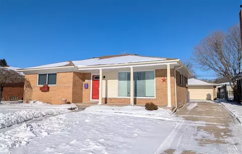31568 Middleboro St, Livonia, MI 48154