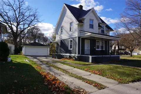 971 N Chevrolet Ave, Flint, MI 48504
