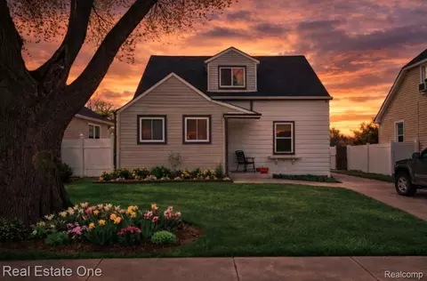 4928 Culver St, Dearborn Heights, MI 48125