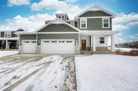 676 Round Rock Dr, Marion, MI 48843
