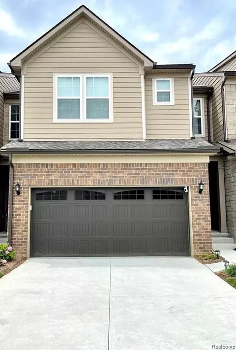 732 Addison Cir, Commerce, MI 48390