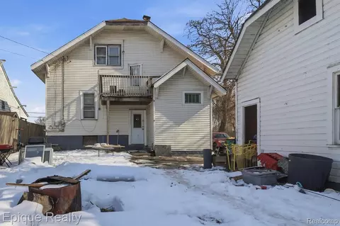 Exterior - 5834 Wayne Rd, Romulus, MI 48174 photo 2 of 2