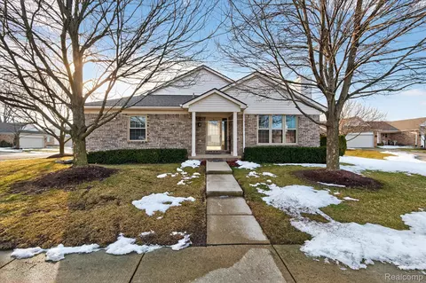 17437 Westgrove Dr, Macomb, MI 48042