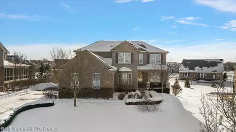 22841 Shepherds Hollow Dr, Lyon, MI 48178