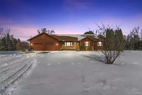 12847 Rathbun Rd, Birch Run, MI 48415
