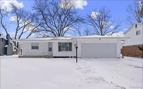 21799 Potomac St, Southfield, MI 48076