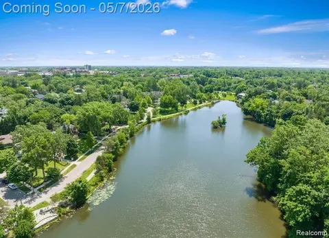 View/Area - 1722 Graefield Rd #46, Birmingham, MI 48009 photo 4 of 4