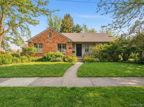 23573 Fordson Dr, Dearborn, MI 48124