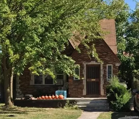 14876 Strathmoor St, Detroit, MI 48227