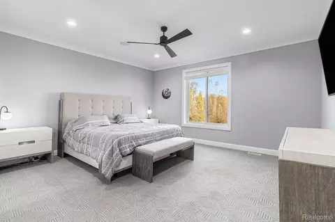 Bedroom - 14270 Wright Dr, Fenton, MI 48451 photo 1 of 5