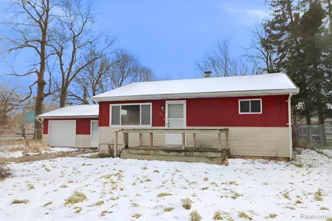 3289 W Hobson Ave, Mount Morris, MI 48504