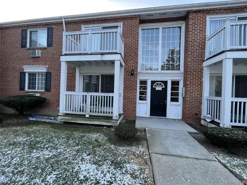 2405 Torquay Ave # 108, Royal Oak, MI 48073