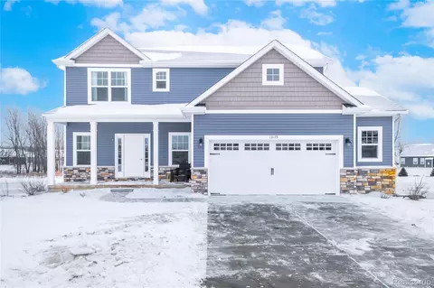 13175 Westwinds Dr, Fenton, MI 48451