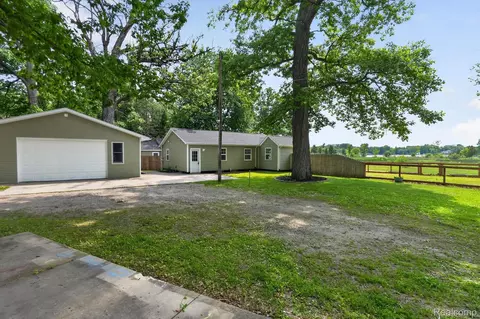 Exterior - 4539 Parker Dr, Marion, MI 48843 photo 5 of 18