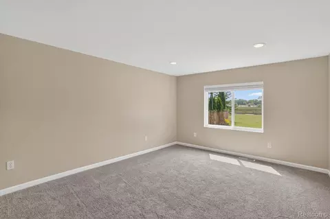Bedroom - 4539 Parker Dr, Marion, MI 48843 photo 3 of 7