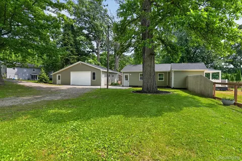 Exterior - 4539 Parker Dr, Marion, MI 48843 photo 6 of 18