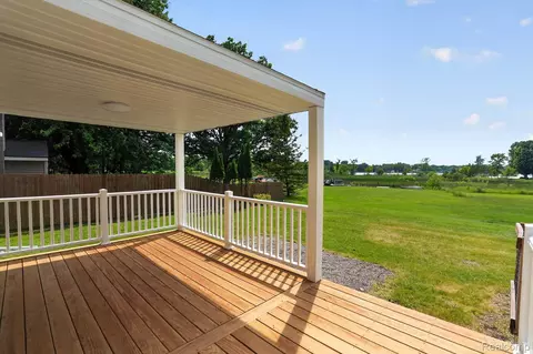 Exterior - 4539 Parker Dr, Marion, MI 48843 photo 10 of 18