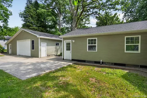 Exterior - 4539 Parker Dr, Marion, MI 48843 photo 7 of 18