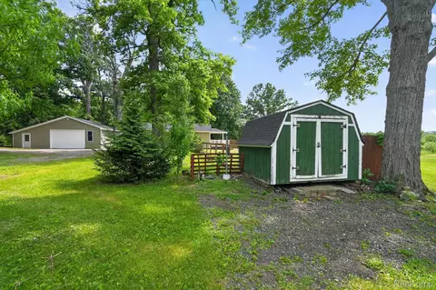 Exterior - 4539 Parker Dr, Marion, MI 48843 photo 14 of 18