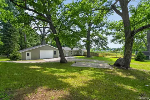 Exterior - 4539 Parker Dr, Marion, MI 48843 photo 2 of 18