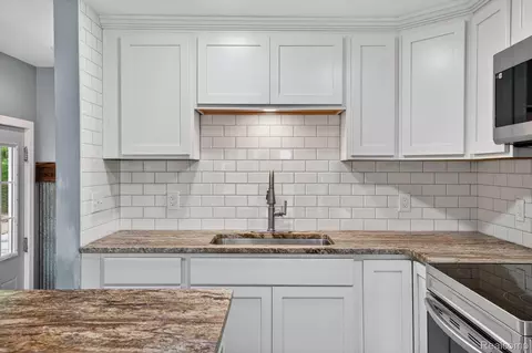 Kitchen - 4539 Parker Dr, Marion, MI 48843 photo 3 of 3