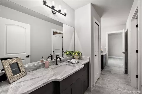 Bath - 17827 Biscayne Dr, Macomb, MI 48042 photo 11 of 13