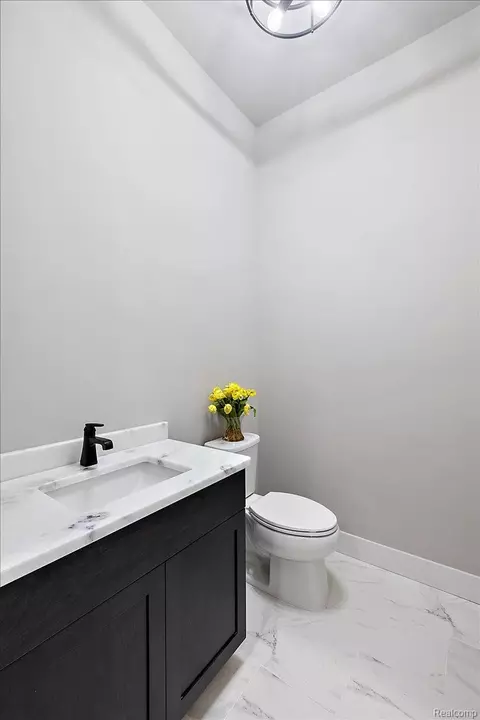 Bath - 17827 Biscayne Dr, Macomb, MI 48042 photo 2 of 13