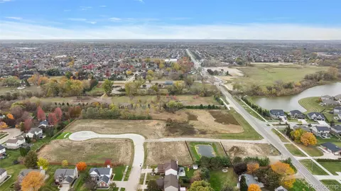 View/Area - 17827 Biscayne Dr, Macomb, MI 48042 photo 3 of 5
