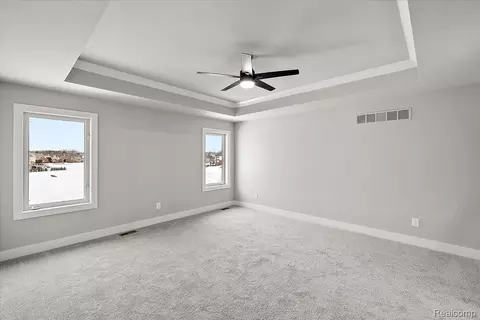 Bedroom - 17827 Biscayne Dr, Macomb, MI 48042 photo 1 of 8