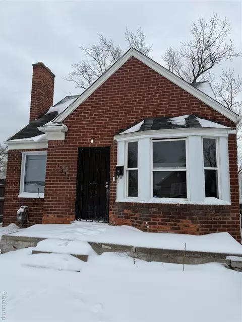 15732 Manor St, Detroit, MI 48238