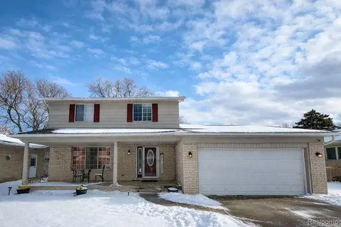 32904 Surow Dr, Warren, MI 48093
