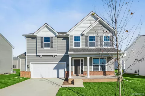 27146 Silo Dr, Saline, MI 48176