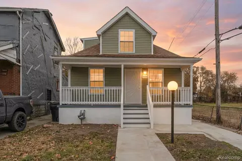 5524 Seebaldt St, Detroit, MI 48204