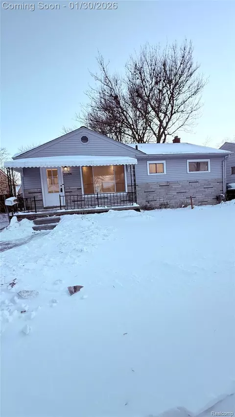 22304 California St, Saint Clair Shores, MI 48080