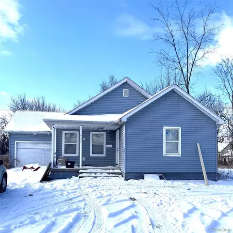 4535 Montclair St, Detroit, MI 48214