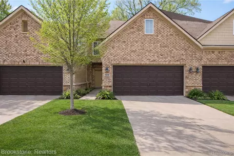 16645 Savor Ln, Clinton Township, MI 48035