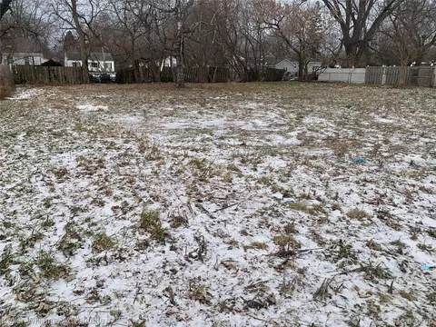 1334 Alberta Ave, Burton, MI 48509