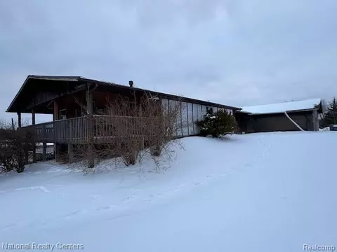 11253 Phal Rd, Grass Lake, MI 49240