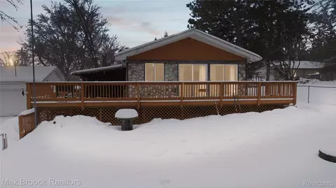 471 Second St, Lyndon, MI 48137