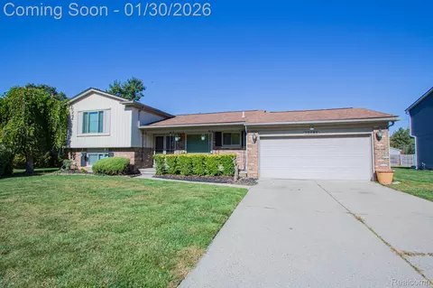38684 Meadowlawn St, Wayne, MI 48184 photo 31